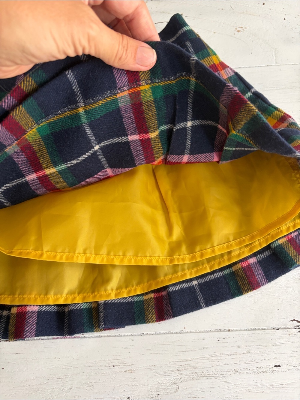 Mini Boden skirt plaid rainbow wool Size 5-6 years old NWT pleated button navy - Picture 4 of 9
